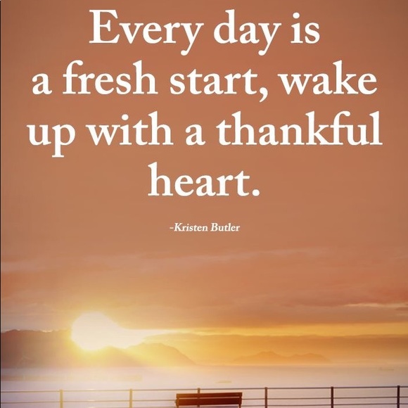 Meet your Posher, Deb - Picture 2 of 4